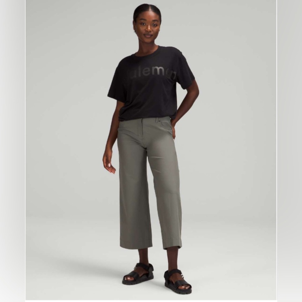Lululemon City Sleek 5 Pocket Wide-Leg High Rise Pant Work Casual Hiking